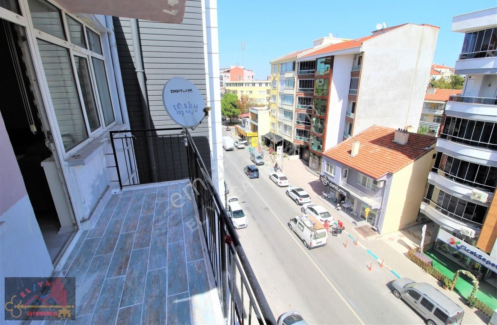 El/ya 'dan Bahçelievler Cadde Üzeri~ 3+1 ~eşyalı - Görsel 4