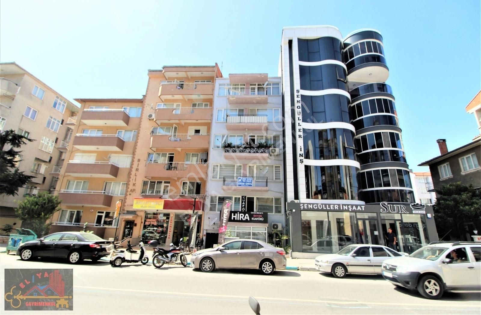 El/ya 'dan Bahçelievler Cadde Üzeri~ 3+1 ~eşyalı - Görsel 9