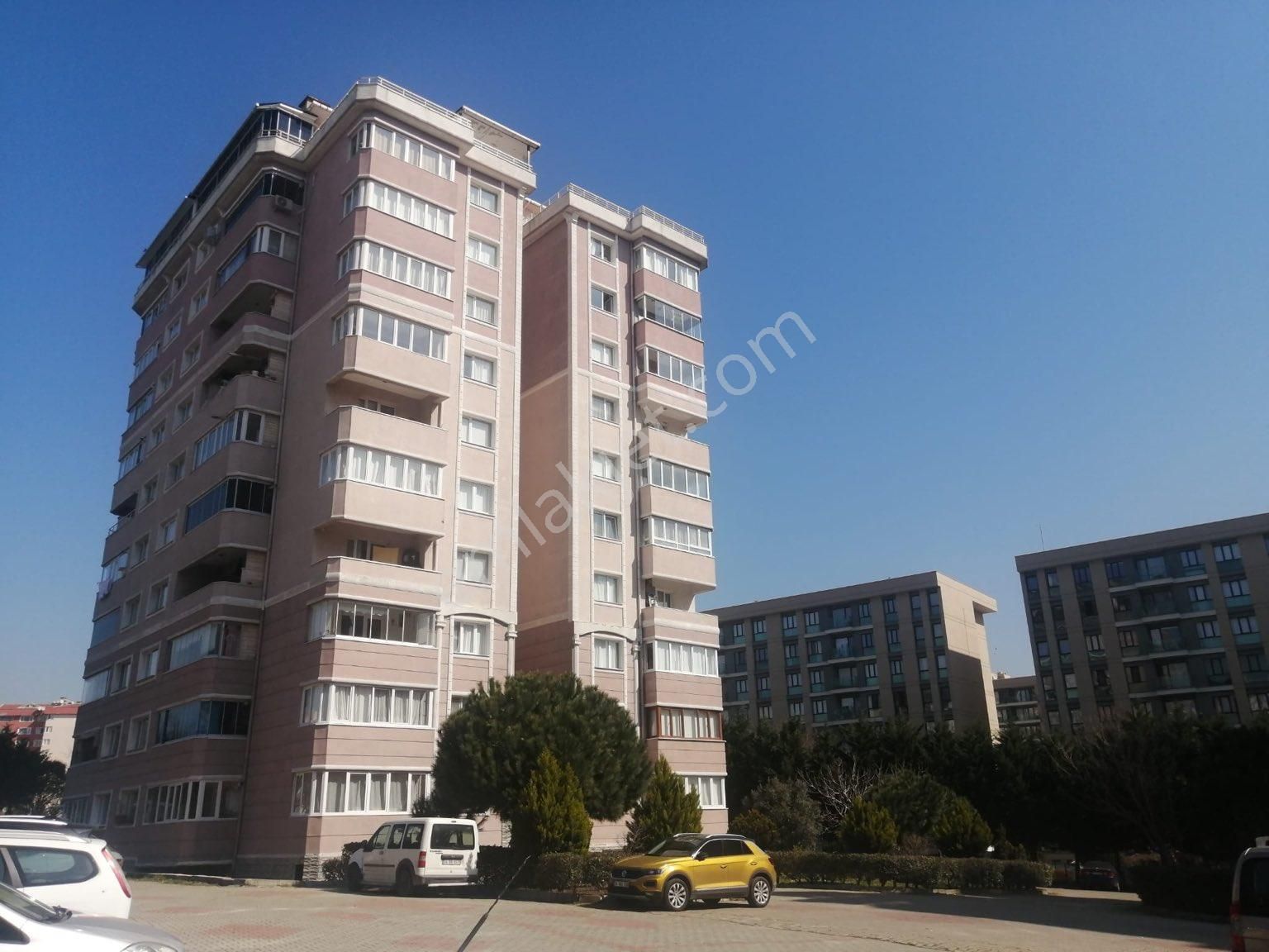 Beylikdüzü Yakuplu Satılık Daire Beylikdüzü SAHİBİNDEN ACİL SATILIK 3+1 135 mkr daire