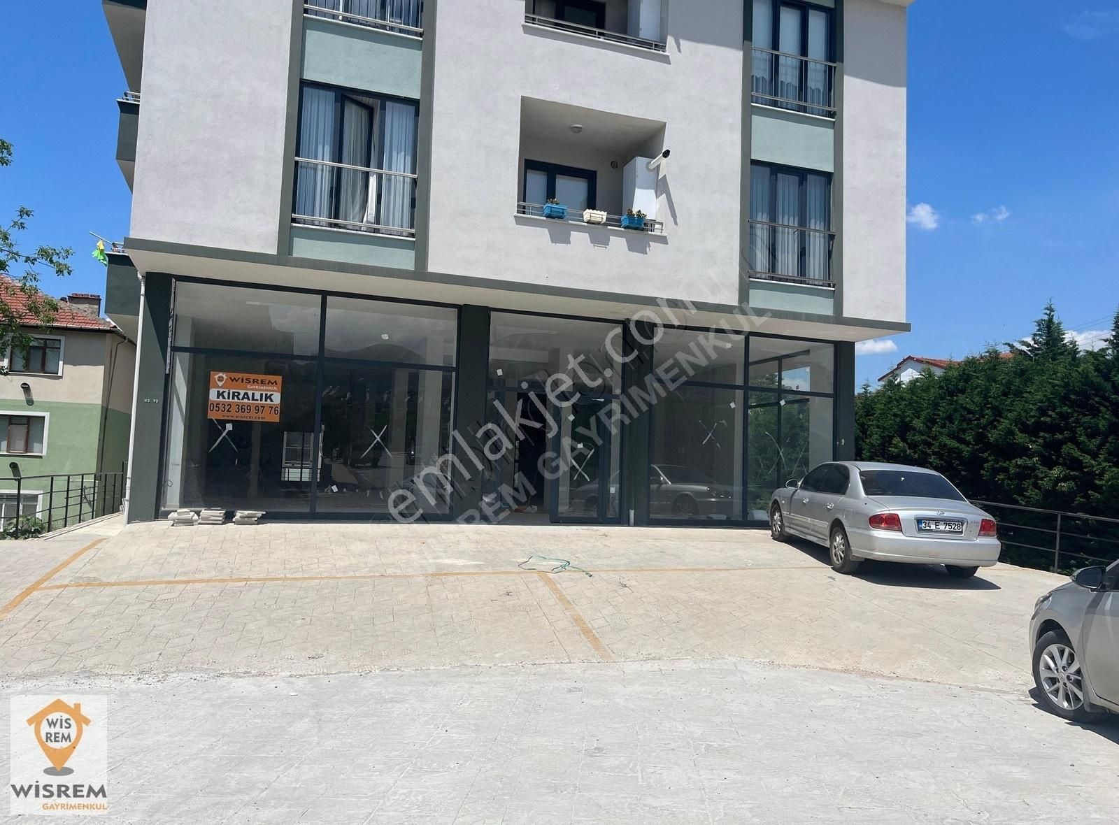 Başiskele Barbaros Kiralık Dükkan & Mağaza KİRALIK 600 M2 MAĞAZA