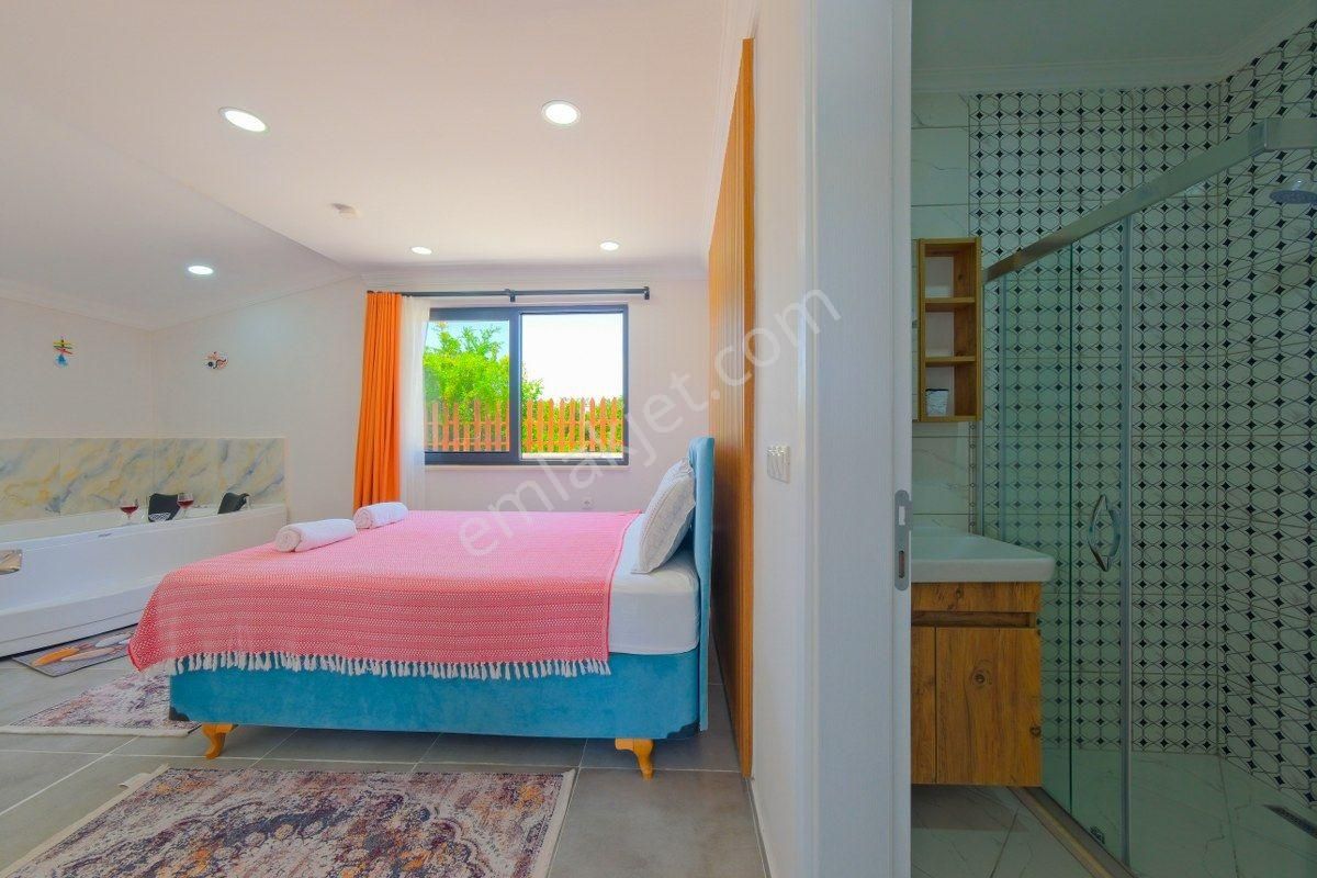 Fethiye'de Kiralık 2+1 Havuzlu Jakuzili Villa (mera 132) - Görsel 24