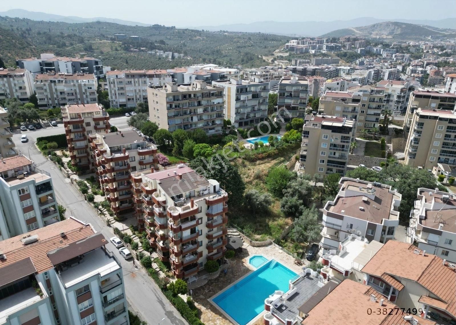 Kuşadası Ege Satılık Daire EGE MAHALLESİNDE YENİ AKKENT SİTESİNDE SATILIK DAİRE