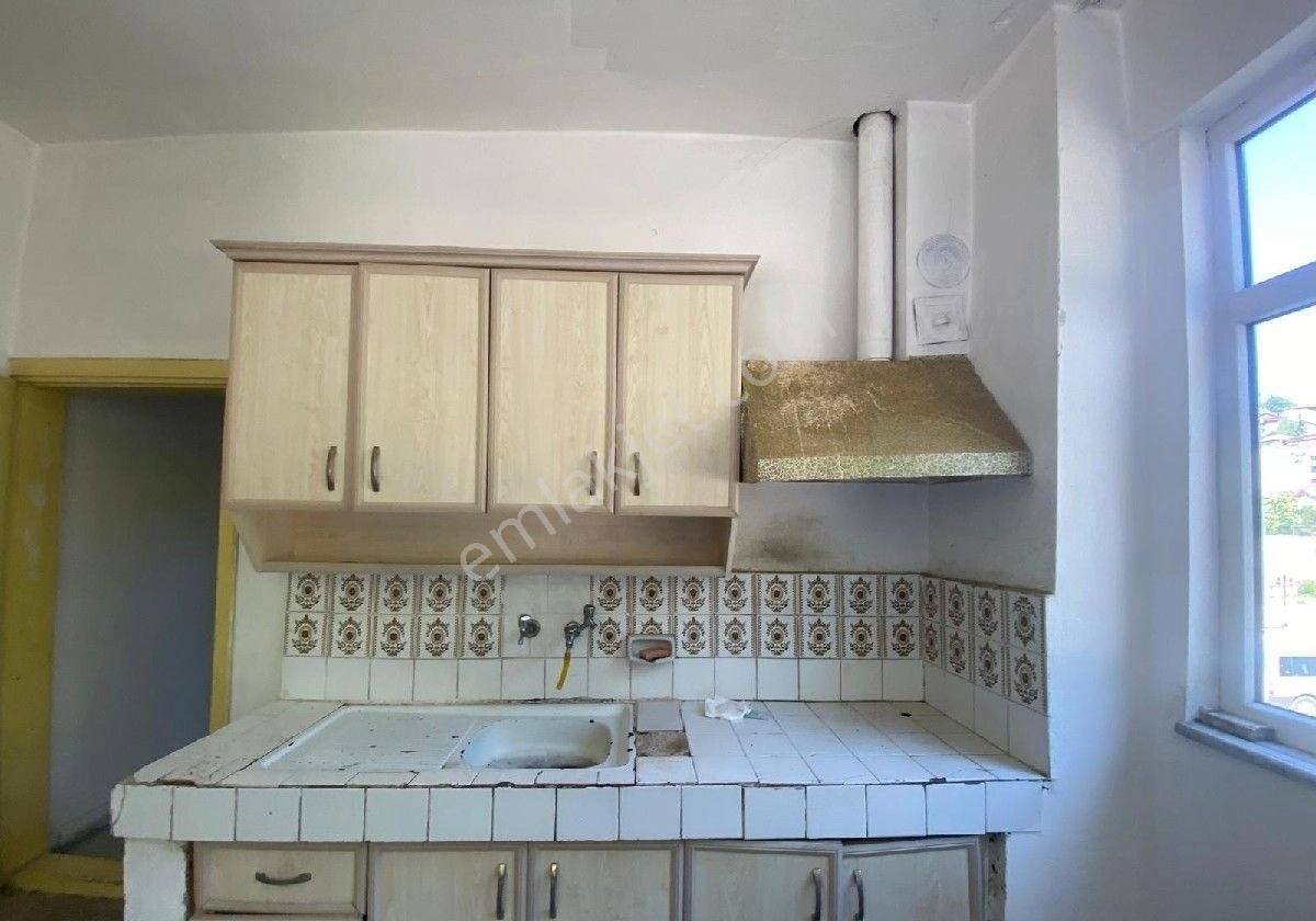 Niksar Gaziahmet Kiralık Daire AYŞE HATUN GAYRİMENKUL EMLAK'TAN 2+1DAİRE