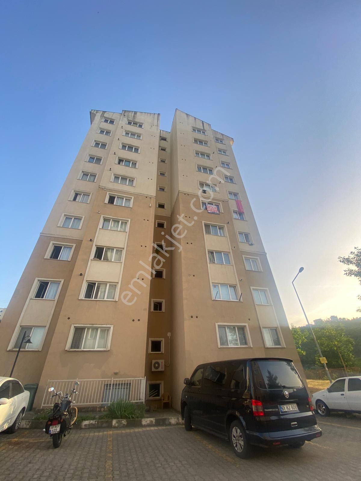 Yomra Kaşüstü Satılık Daire  TRABZON KAŞÜSTÜNDE SATILIK 2+1 DAİRE