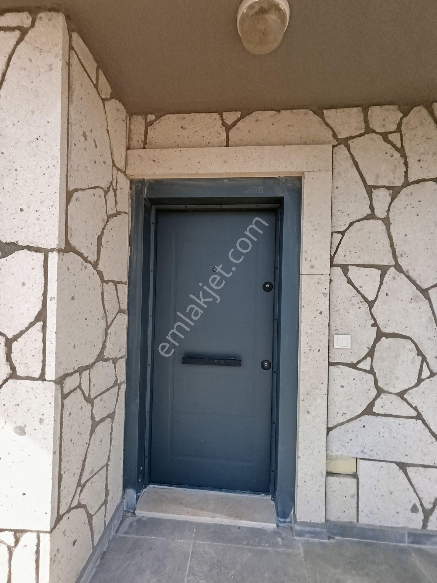 Seferihisar Elmastaş'ta 3+1, 160m2 Denize 450m2, Köşe Parsel Villa - Görsel 5