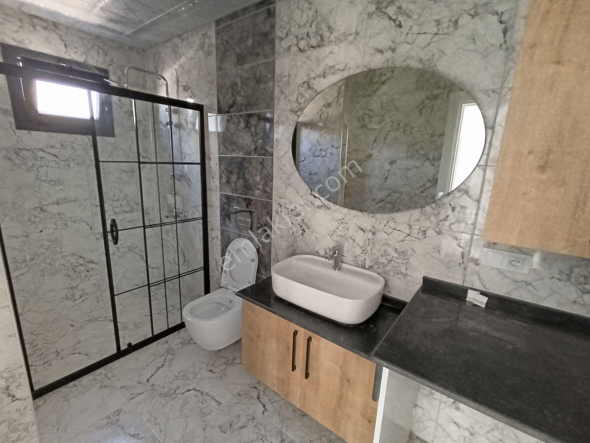 Seferihisar Elmastaş'ta 3+1, 160m2 Denize 450m2, Köşe Parsel Villa - Görsel 12