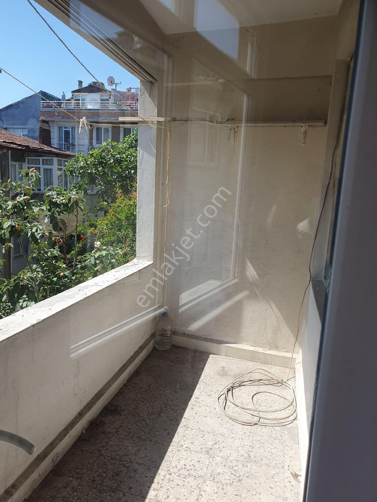 Eyüpsultan İslambey Satılık Daire EYÜPSULTAN İSLAMBEYDE SATILIK 2+1 70 M2 DAİRE 