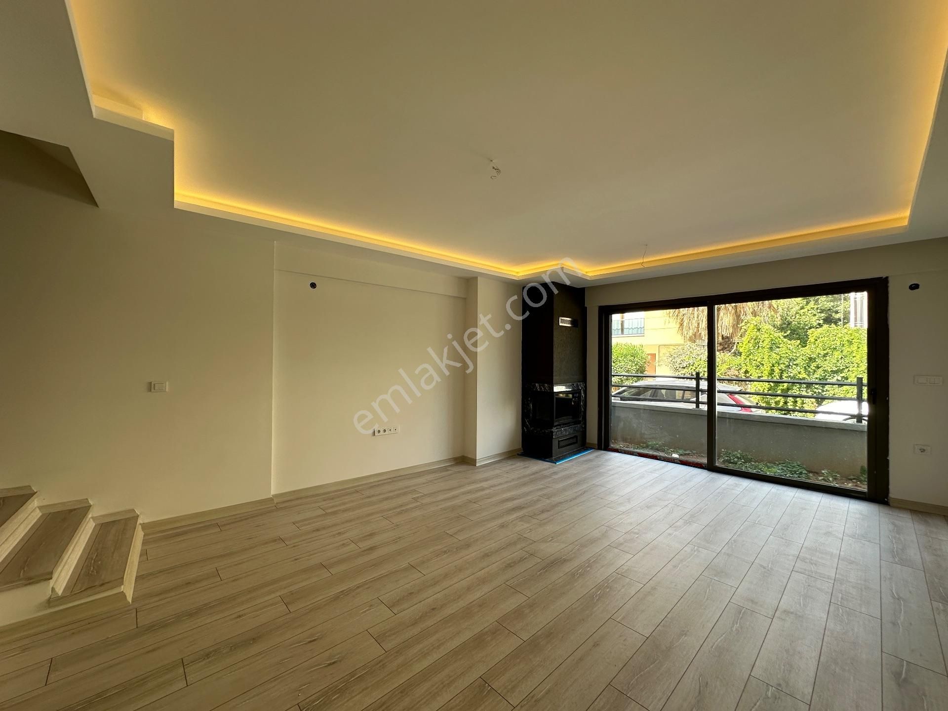 Güzelbahçe Yalı Satılık Villa  VF den Güzelbahçe Yalı Mahallesinde 3+1 Satılık Villa