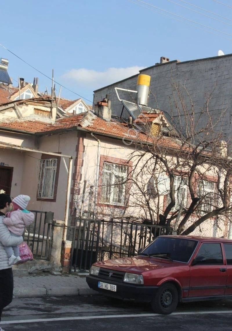 Melikgazi Danişmend Gazi Satılık Müstakil Ev DANİŞMENT TE 2 KATLI  TEK TAPU MÜSTAKİL EV