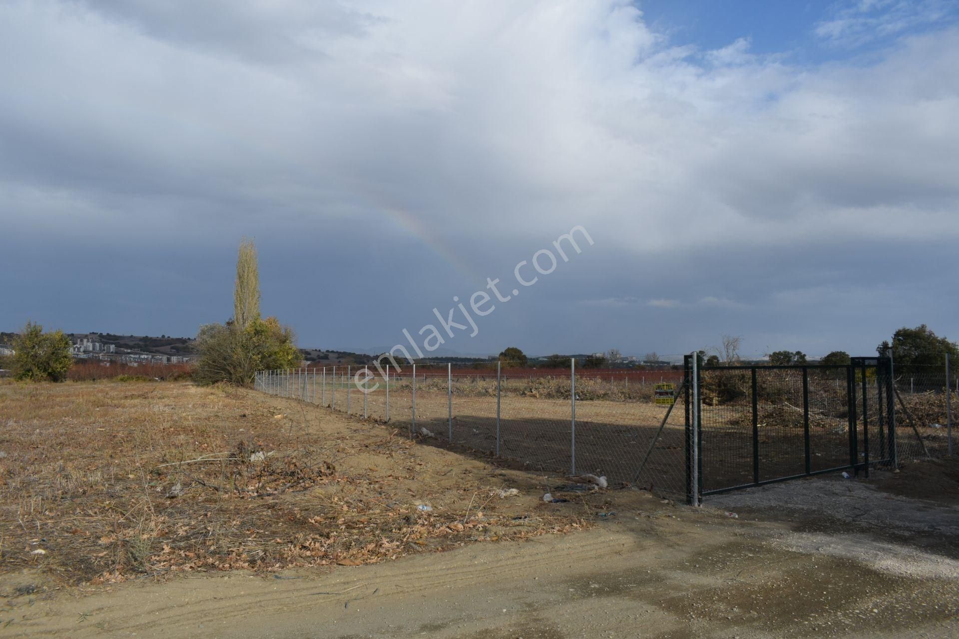 Akbey Emlak'tan Yolu , Sulama Suyu Bulunan Harika Konumda Arazi - Görsel 14