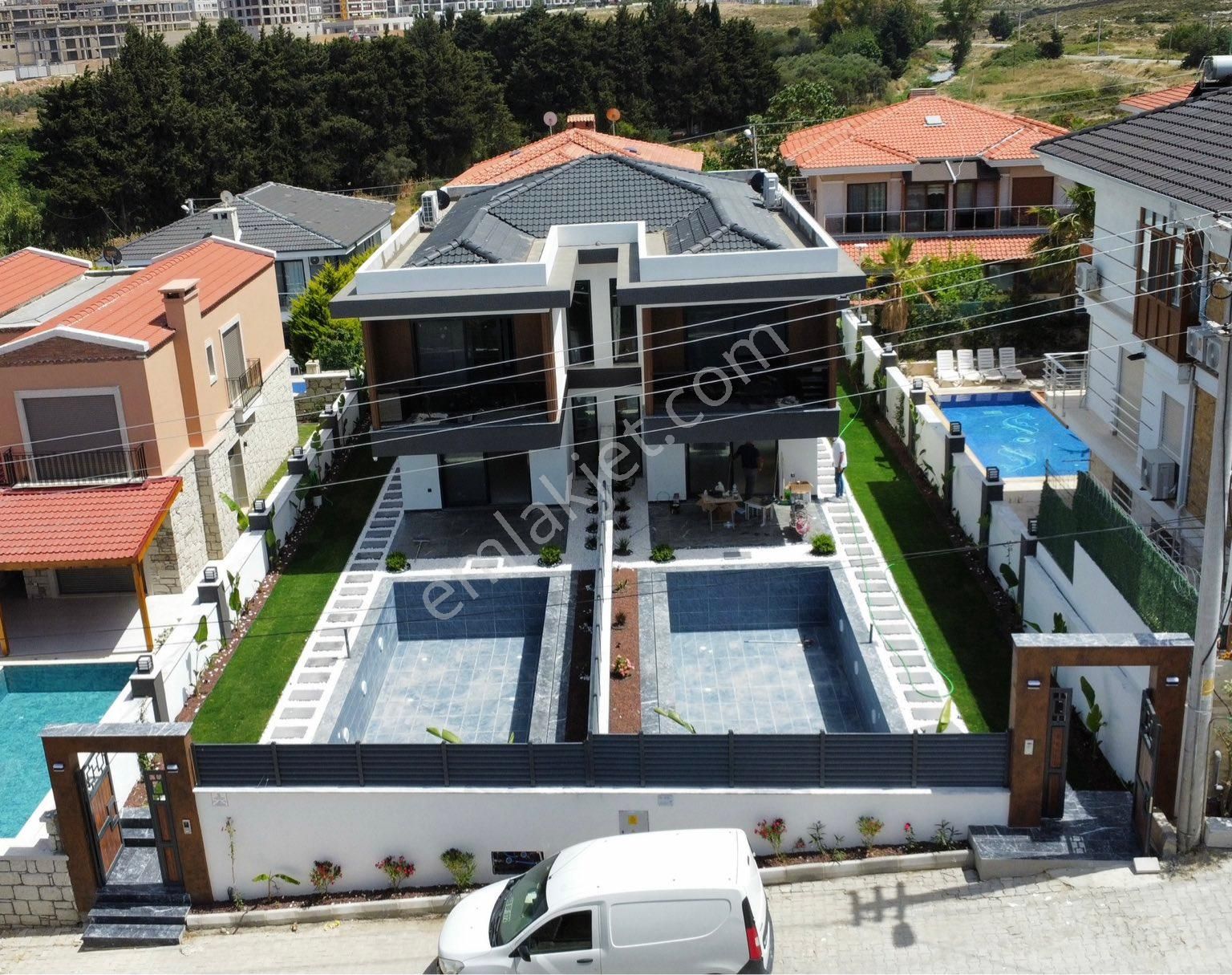 Çeşme Şifne Satılık Villa VİMAX’DAN ÇEŞME ŞİFNE DE SATILIK LÜKS HAVUZLU VİLLA
