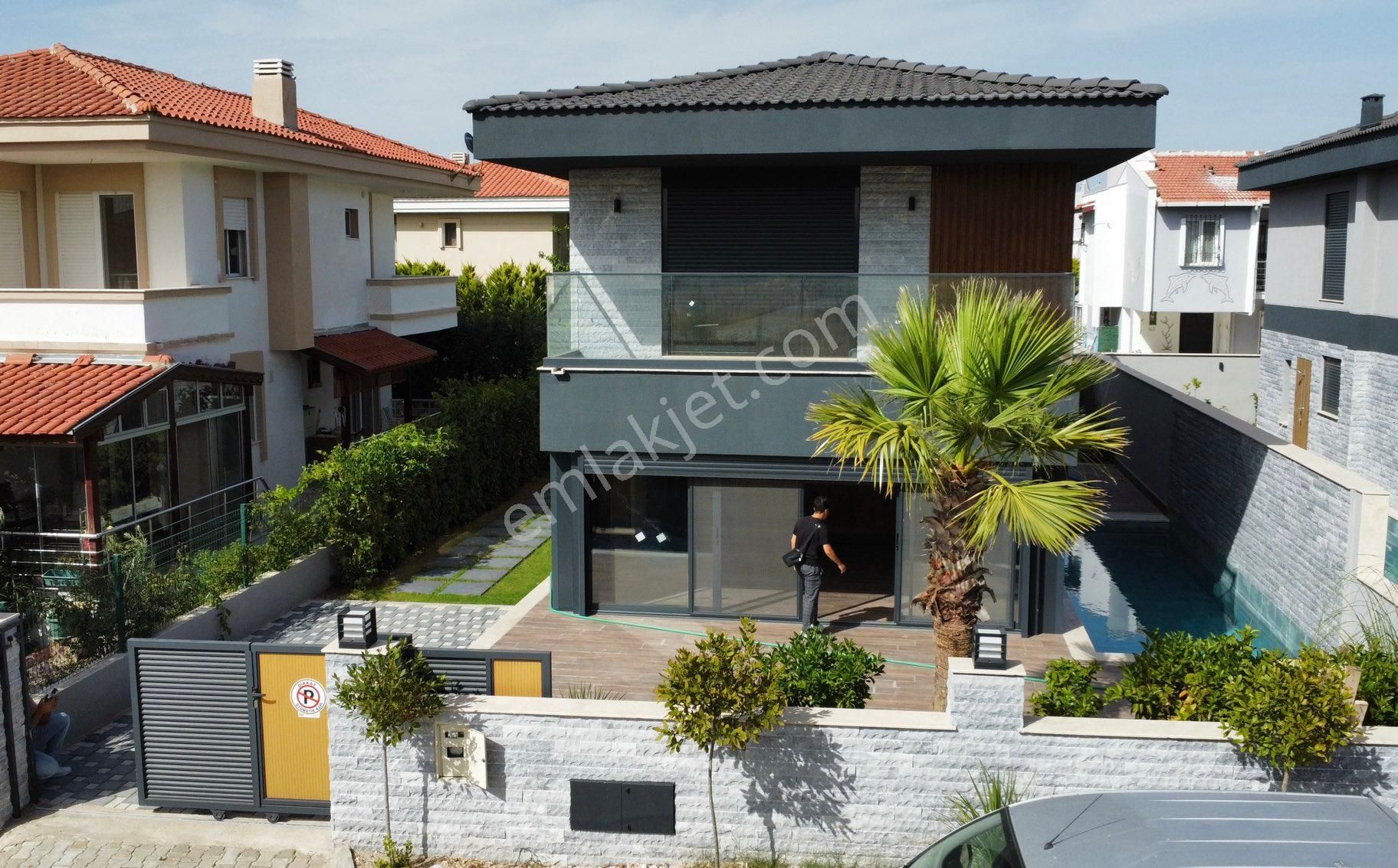 Çeşme Şifne Satılık Villa VİMAX’DAN ÇEŞME ŞIFNE’DE SATILIK MÜSTAKİL LÜKS VİLLA