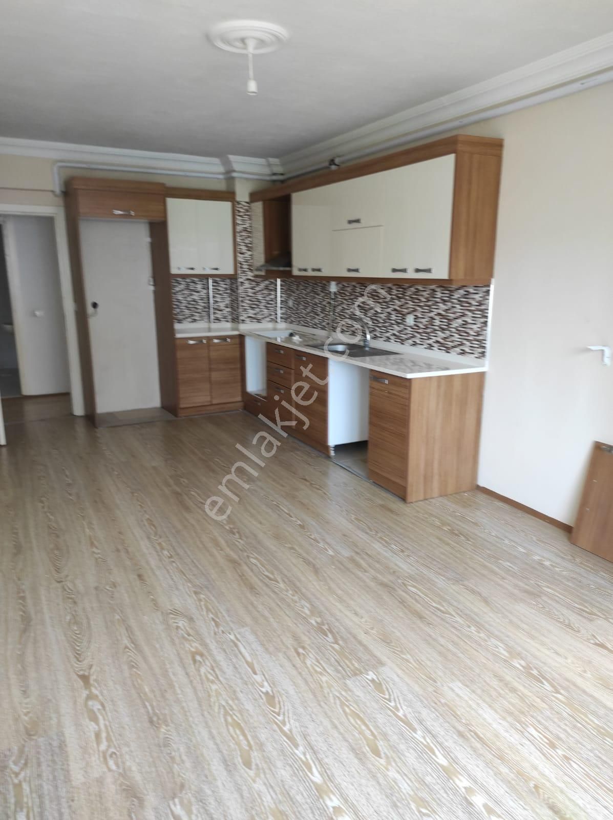 Giresun Merkez Teyyaredüzü Kiralık Daire  Hasan Hüseyin inanç gayrimenkul den Teyyaredüzünde 3+1 kiralık daire 