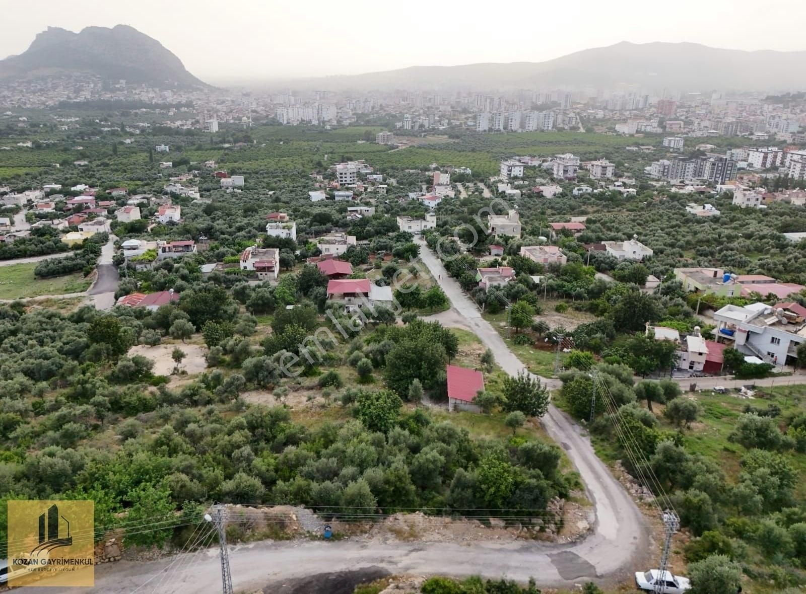 Kozan Bağlar Satılık Konut İmarlı KOZAN GAYRİMENKUL'DEN ANAVARZA BAL CİVARINDA 402 M2 ARSA