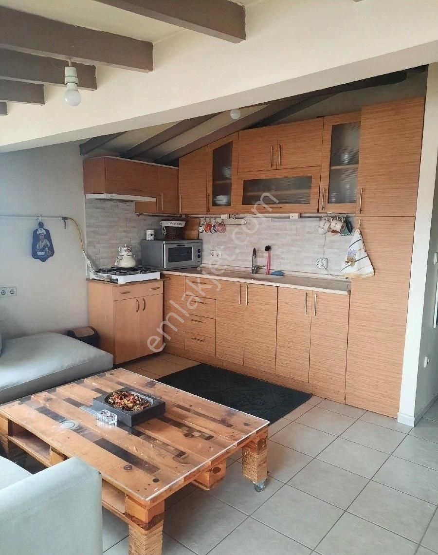 Kadıköy Rasimpaşa Kiralık Daire KADIKÖY'DE 2+1,EŞYALI,DENİZ MANZARALI KİRALIK