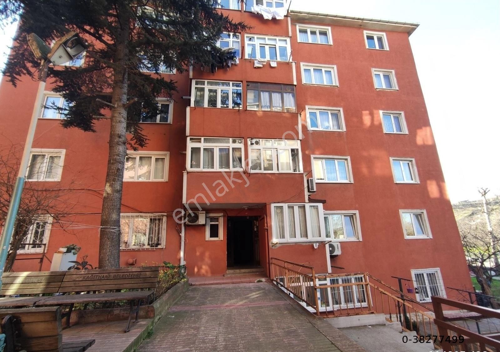 Kağıthane Talatpaşa Satılık Daire KAĞITHANE SADABAT SİTESİNDE 2+1 SATILIK DAİRE