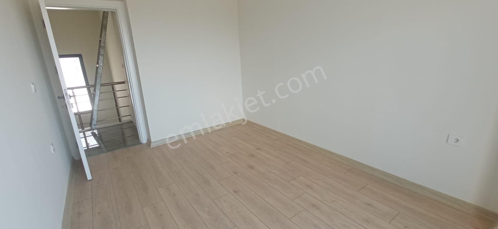 Arguvan Emlaktan Altınolukta 3+1 Garajlı Bahçeli Villa.. - Görsel 15