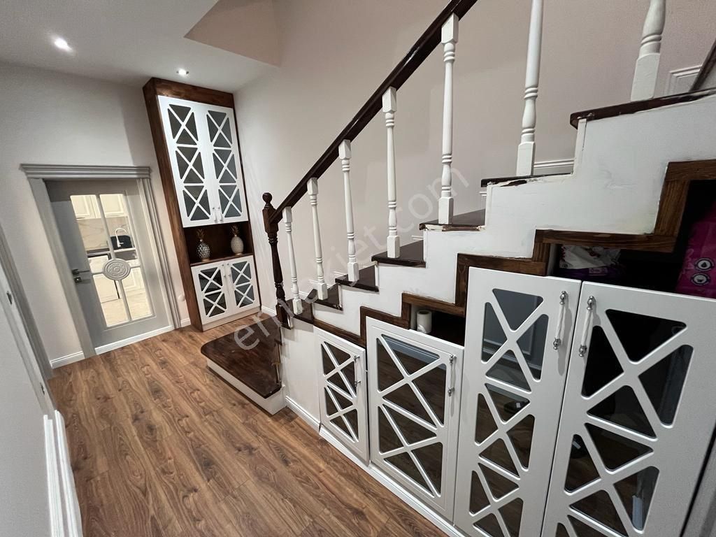 Arguvan Emlaktan Altınoluk Köyünde Muhteşem Full Manzaralı Villa. - Görsel 32