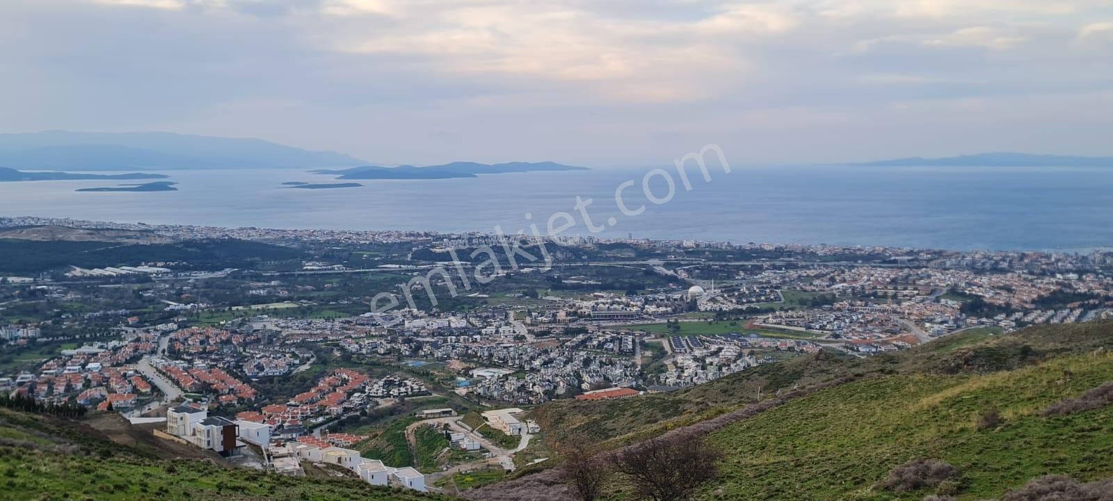 Güzelbahçe Küçükkaya Satılık Tarla Guzelbahce'de Muhtesem Panoramik Deniz Manzaralı Yatırımlık Arazi