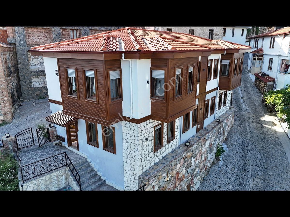 Altınoluk Satılık Sıfır Villa / Deniz Manzaralı / Özel Tasarım / Merkezde - Görsel 30