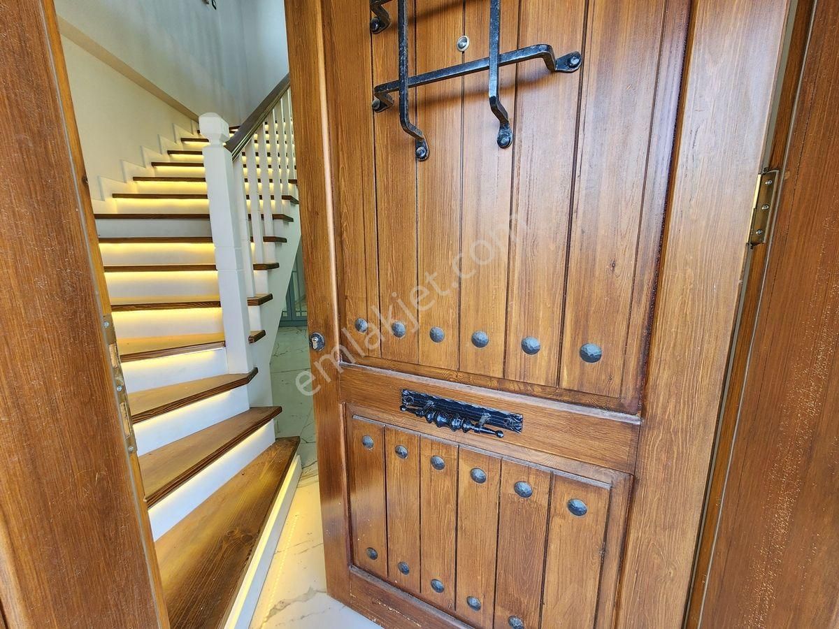 Altınoluk Satılık Sıfır Villa / Deniz Manzaralı / Özel Tasarım / Merkezde - Görsel 9