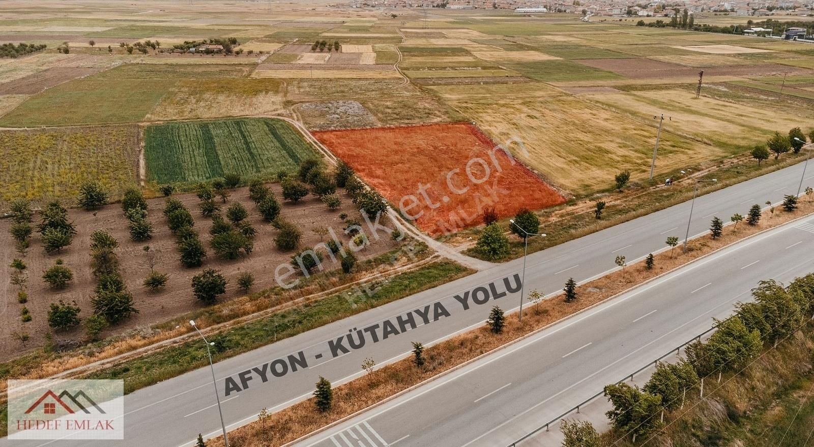 Afyonkarahisar Merkez Sadıkbey Satılık Tarla Afyonkarahisar- İstanbul Yolu Üzeri Yola Cepheli Kıymetli Tarla