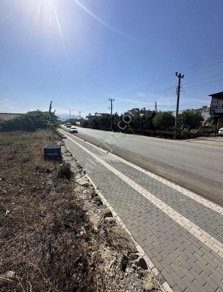 Payallar Mahallesinde Yola Sıfır 1.300 M Kiralık Arsa