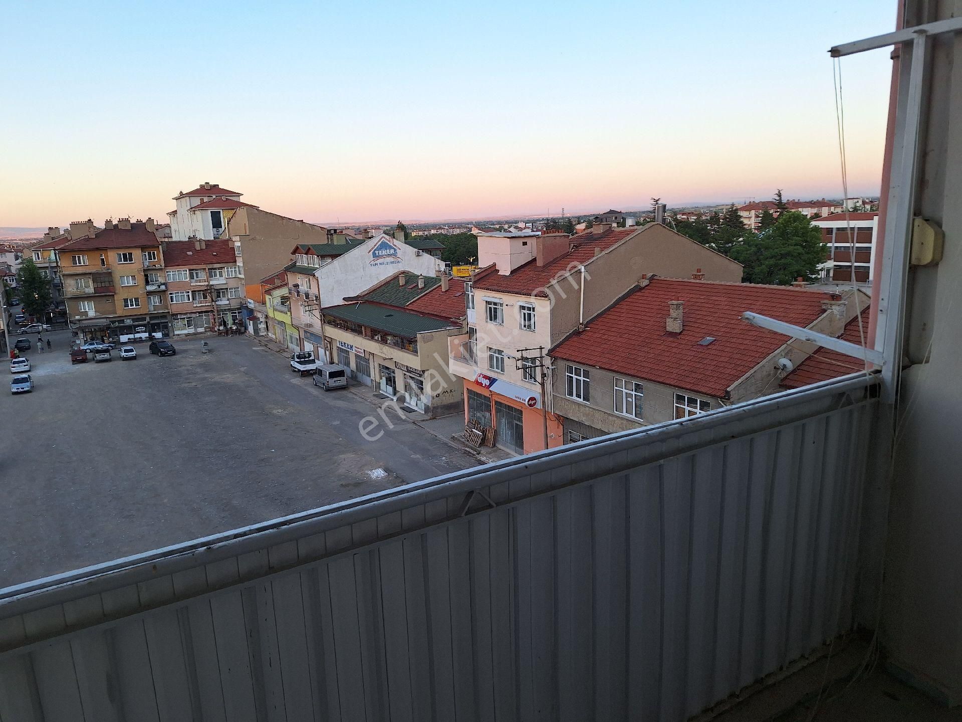 Daglı Emlaktan Meydan Mahallesinde - Görsel 8