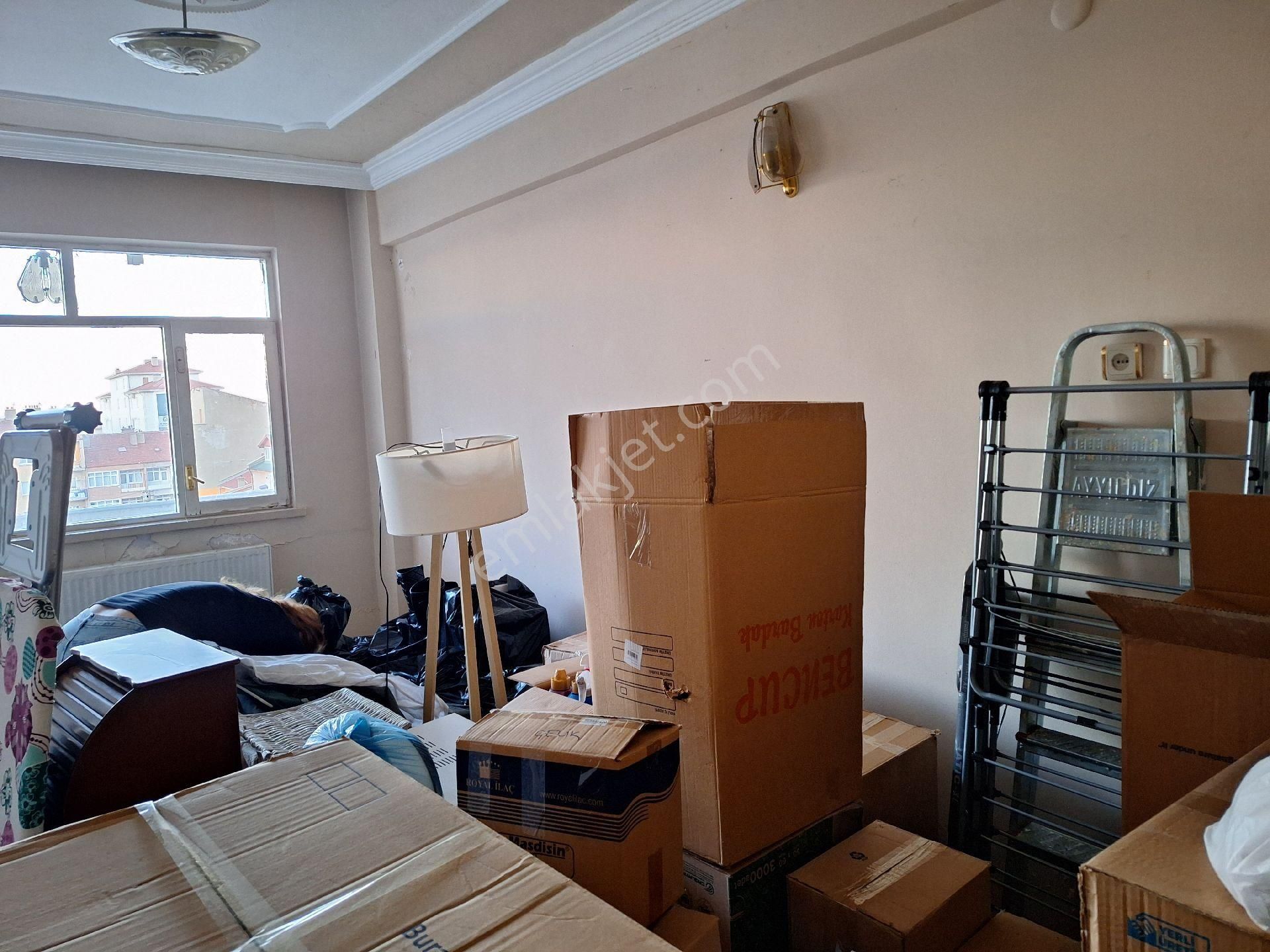 Daglı Emlaktan Meydan Mahallesinde - Görsel 11