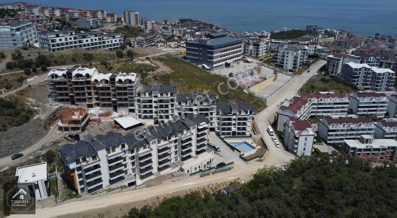 Mudanya Halitpaşa Satılık Daire TIRPAN GAYRİMENKULDEN PAŞA KONAKLARINDA 3+1 GİRİŞ KAT GENİŞ DAİR