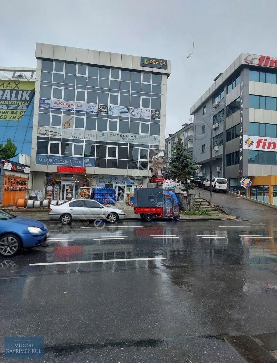 Çekmeköy Güngören Kiralık Ofis ÇEKMEKÖY TURGUT ÖZAL CADDESİ ÜZERİNDE KİRALIK OFİS