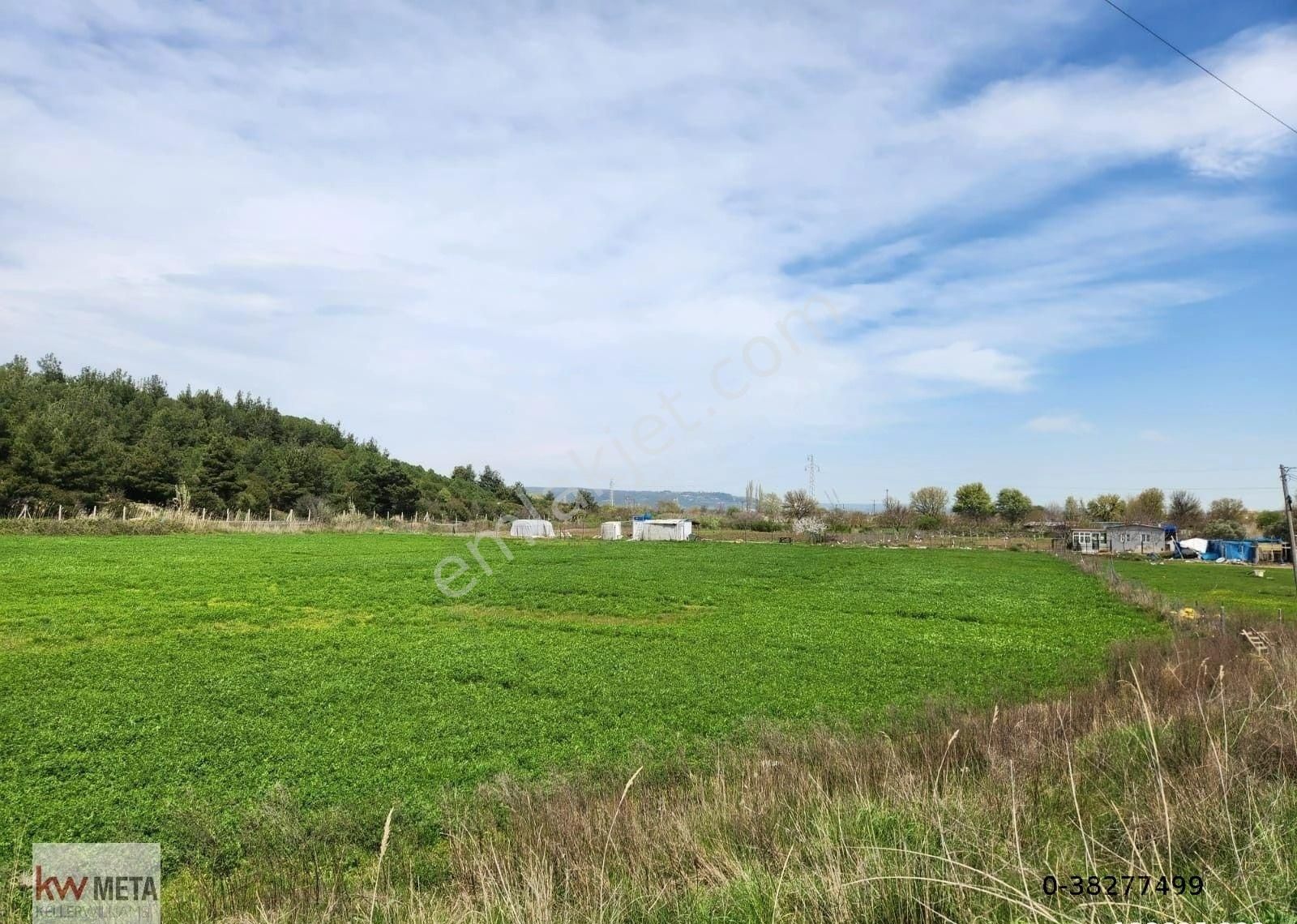 Çanakkale Merkez Çınarlı Köyü (Armutlu) Satılık Tarla Çanakkale Merkez Dardanos Satılık 13 Dönüm Tarla (Yola Cepheli).