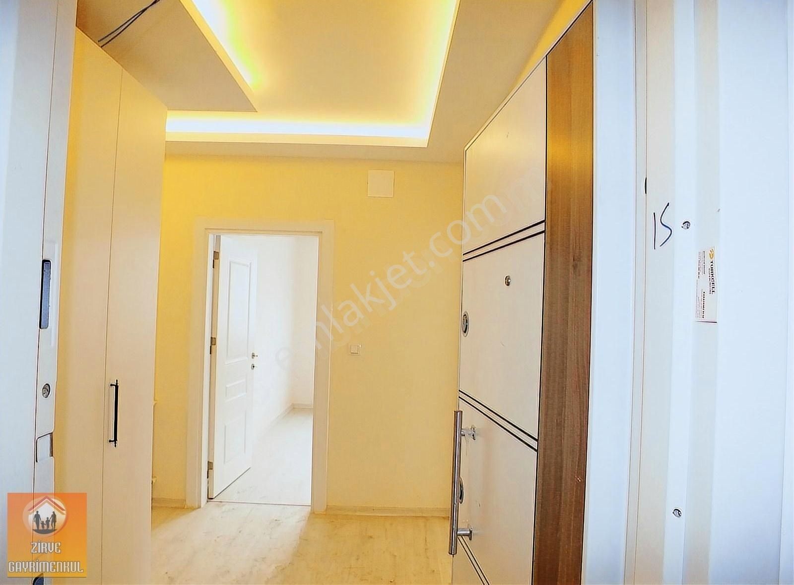 Yomra Sancak Satılık Daire YOMRA SATILIK ARAÇ TAKASLI 140m2 3+1 4. KAT SIFIR LÜKS DAİRE