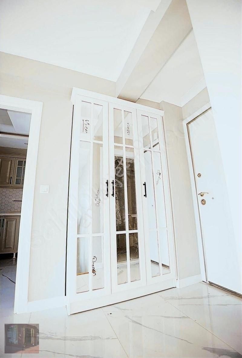 Güçlü Kardeşler Güre Merkezde Manzaralı 4+2 Lüks Trıblex Villa'r - Görsel 29