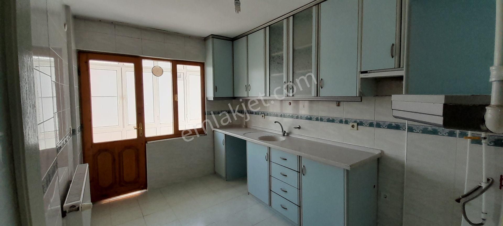 Ender uysal gayri̇menkulden yunusemrede ki̇ralik 3+1 dai̇re..15318821