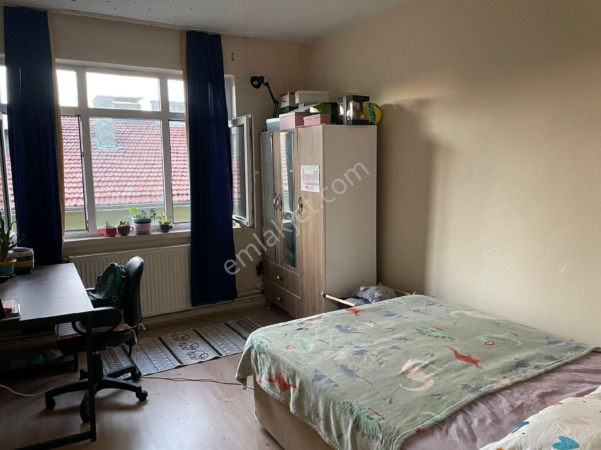 Çankaya İncesu Kiralık Daire kolej mah.es.bozurtcad.satilik 3+1 daire