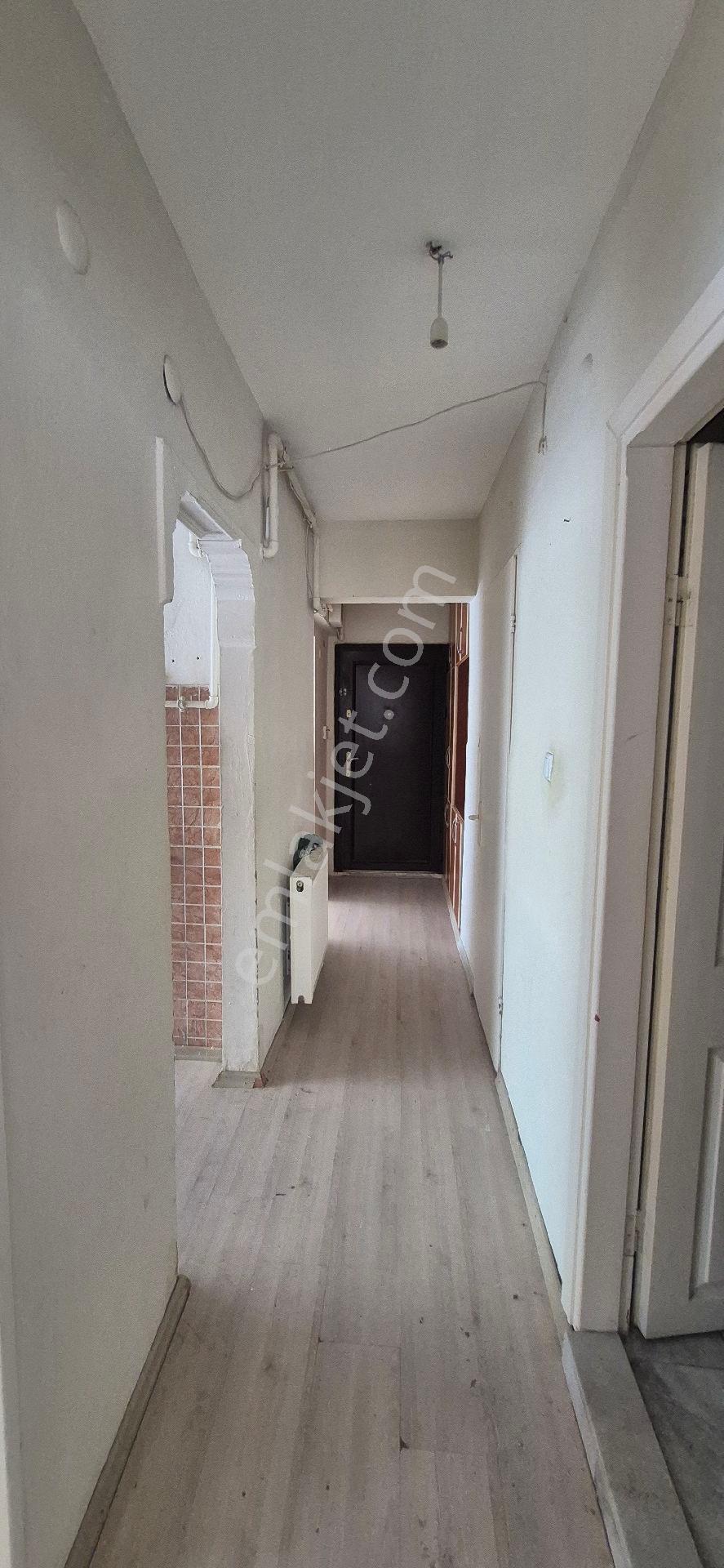 Bornova Evka-4 De 2+1 Satılık Daire.. - Görsel 10