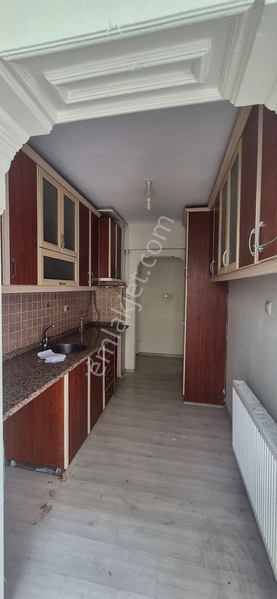 Bornova Evka-4 De 2+1 Satılık Daire.. - Görsel 16
