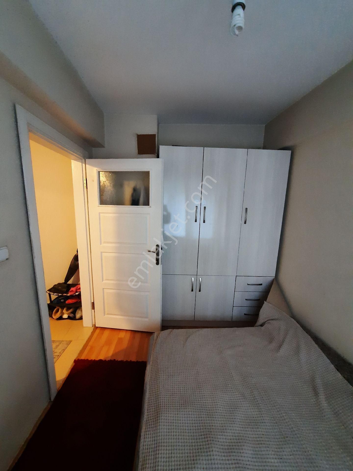 Kütahya Mend Caddesinde 1+1 - Görsel 2