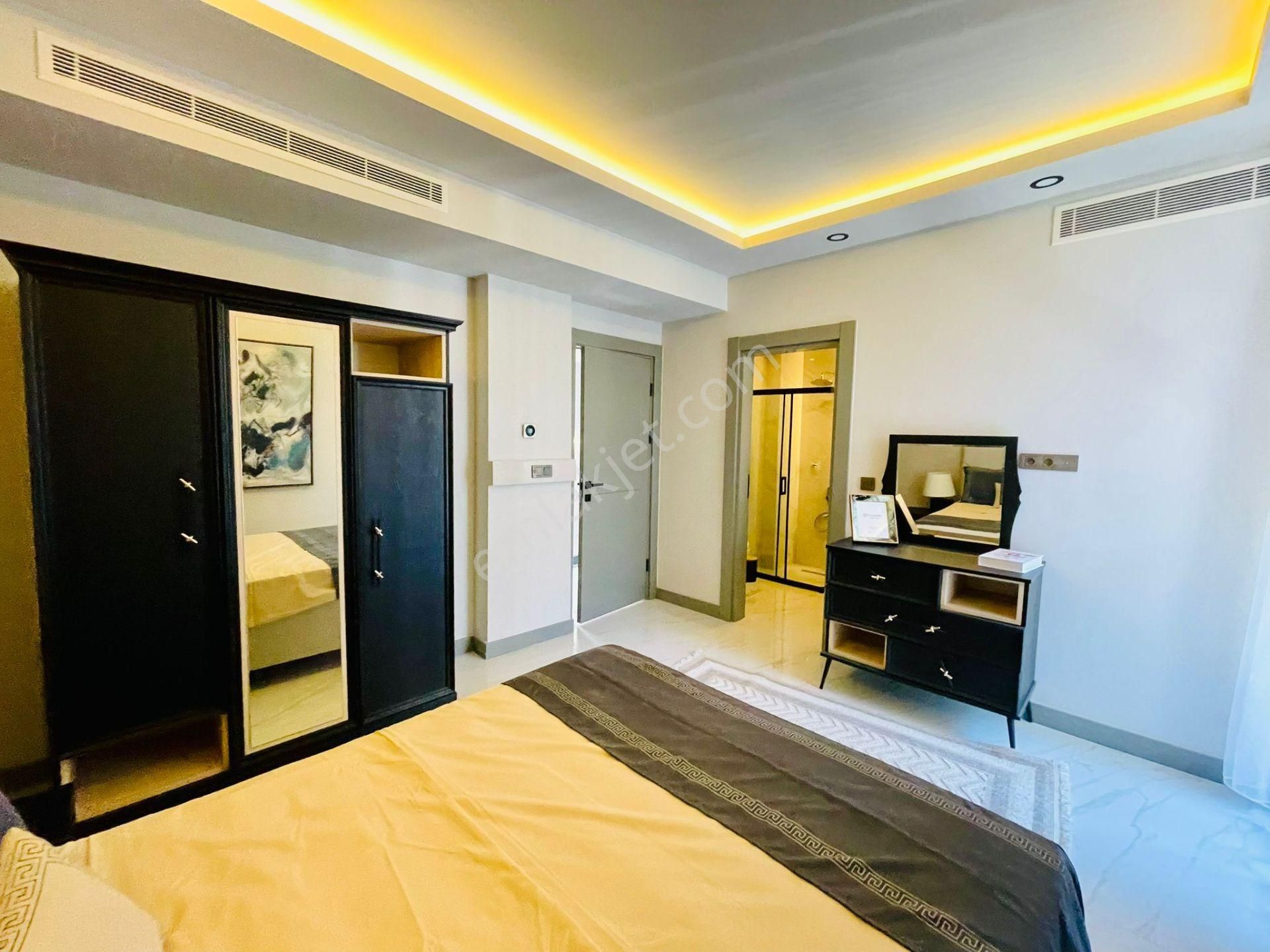 Full Manzara-sahıle Yakın-özel Havuz/otopark-hamam-sauna--akıllıev-500m2 Bahçe-tamamı Mustakıl - Görsel 20