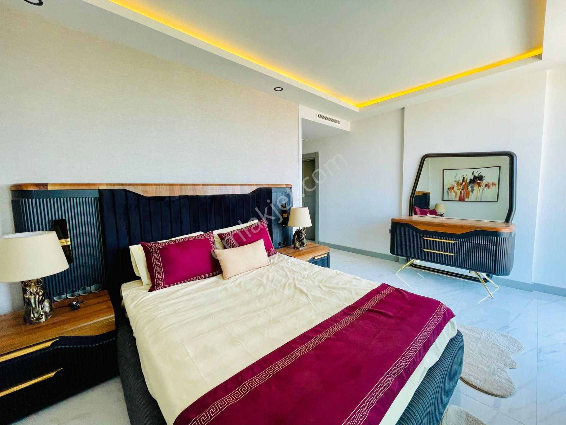 Full Manzara-sahıle Yakın-özel Havuz/otopark-hamam-sauna--akıllıev-500m2 Bahçe-tamamı Mustakıl - Görsel 27