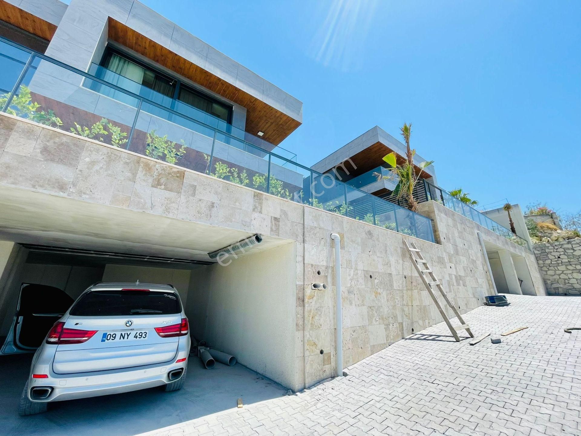 Full Manzara-sahıle Yakın-özel Havuz/otopark-hamam-sauna--akıllıev-500m2 Bahçe-tamamı Mustakıl - Görsel 6