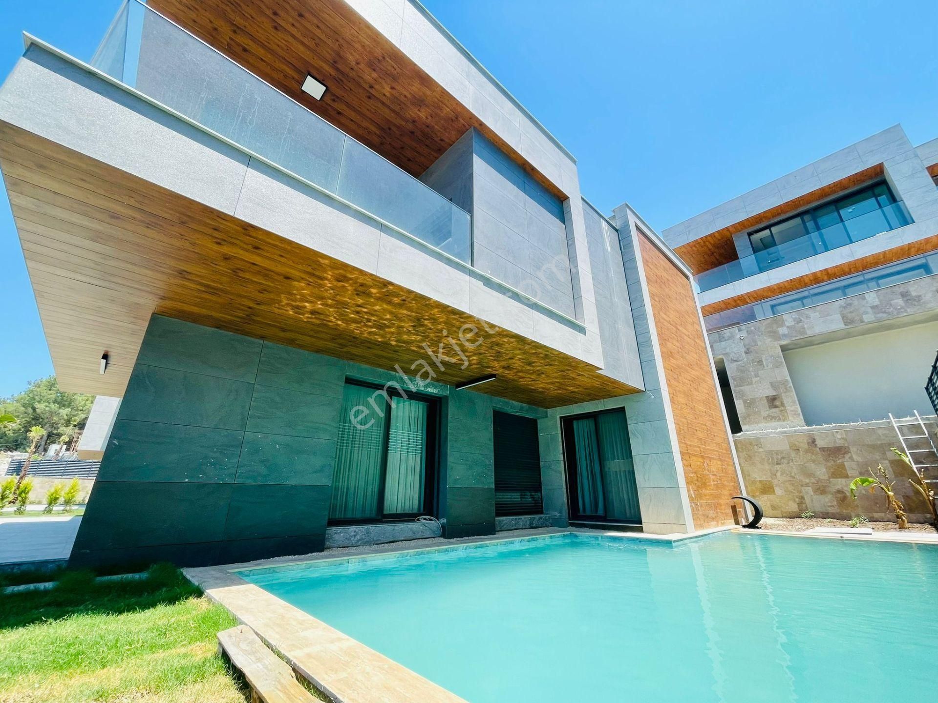 Full Manzara-sahıle Yakın-özel Havuz/otopark-hamam-sauna--akıllıev-500m2 Bahçe-tamamı Mustakıl - Görsel 2