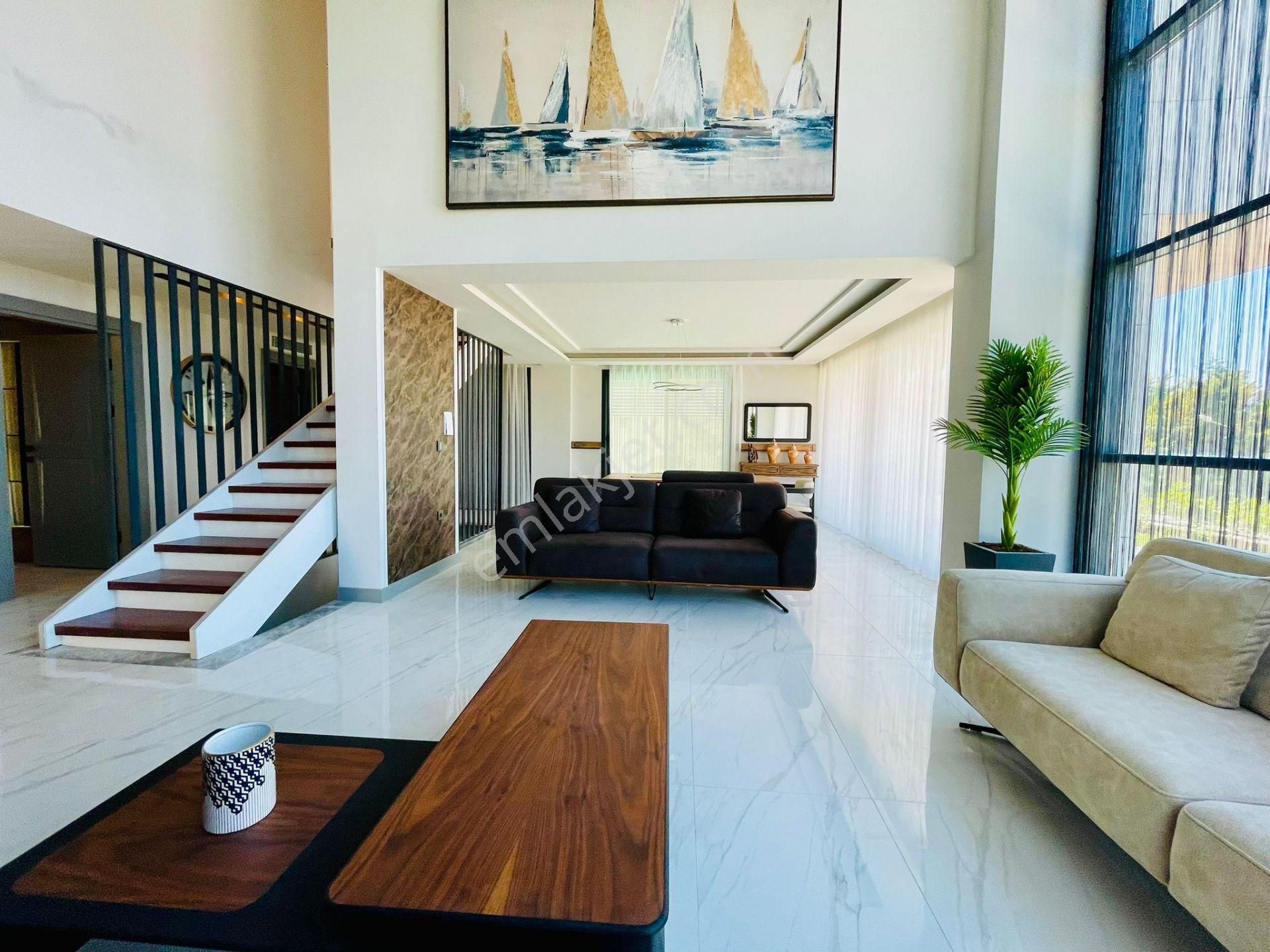 Full Manzara-sahıle Yakın-özel Havuz/otopark-hamam-sauna--akıllıev-500m2 Bahçe-tamamı Mustakıl - Görsel 17