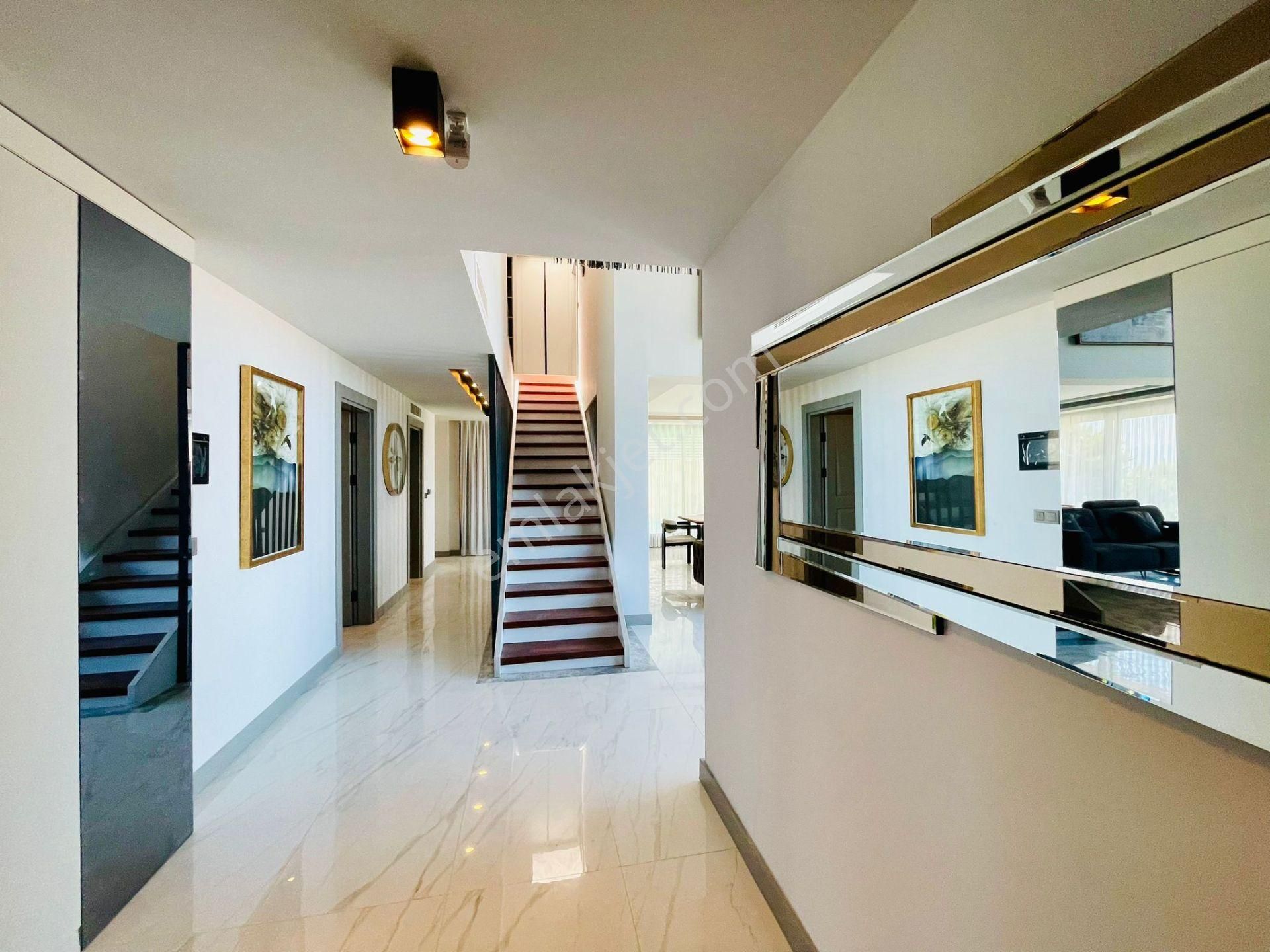 Full Manzara-sahıle Yakın-özel Havuz/otopark-hamam-sauna--akıllıev-500m2 Bahçe-tamamı Mustakıl - Görsel 16