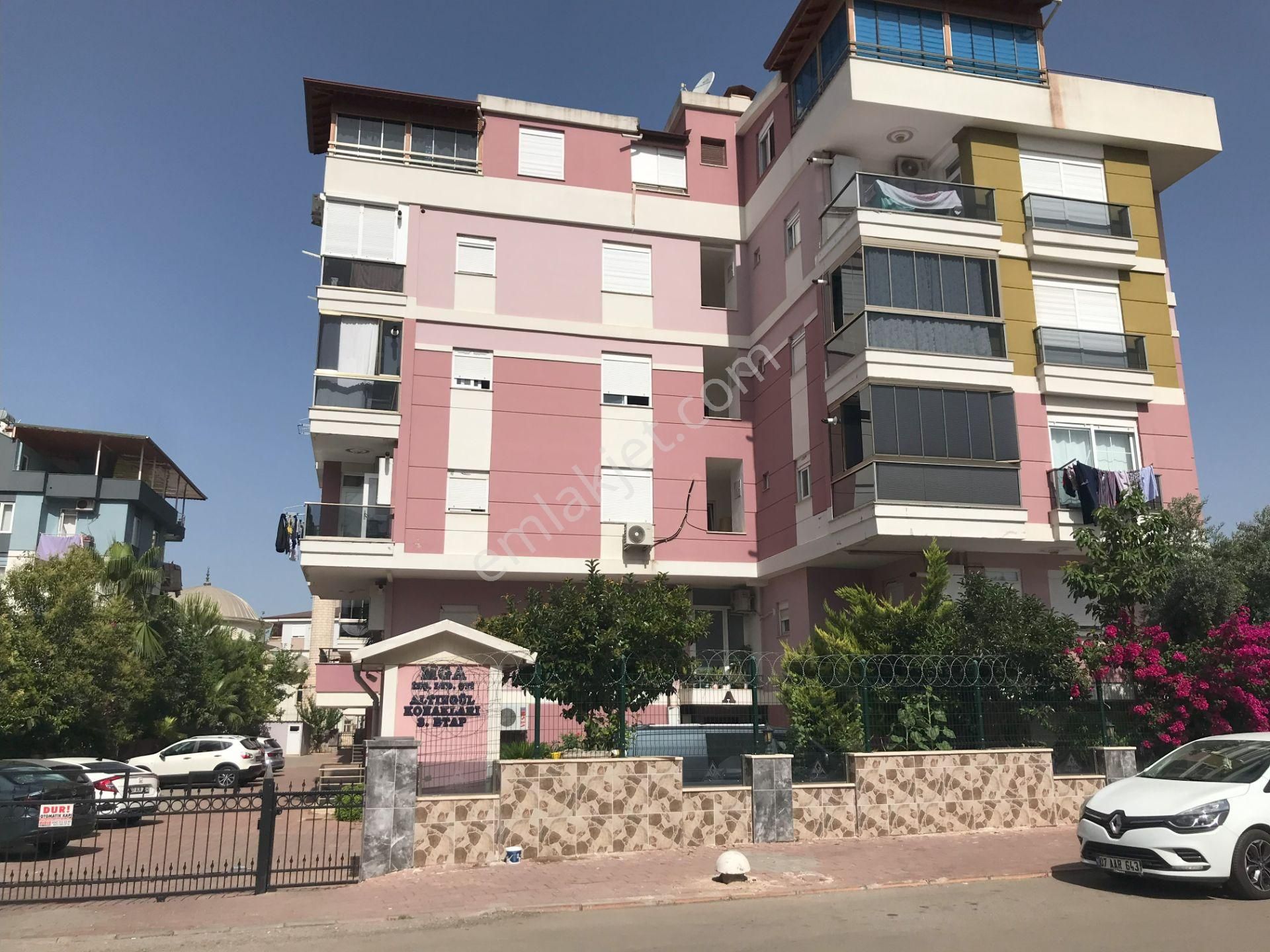 Konyaaltı Molla Yusuf Satılık Daire  ANTALYA KONYAALTI MOLLAYUSUF MAHALLESİ 2+1 SATILIK DAİRE