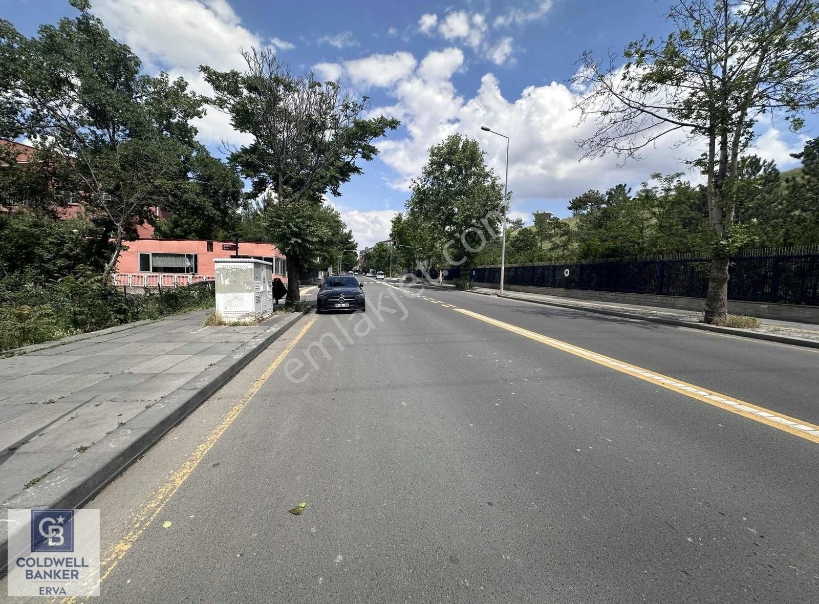 Yenimahalle Gazi Satılık Ticari İmarlı CB ERVA'DAN SİLAHTAR CADDESİNDE KÖŞE, YÜKSEK ŞEREFİYELİ