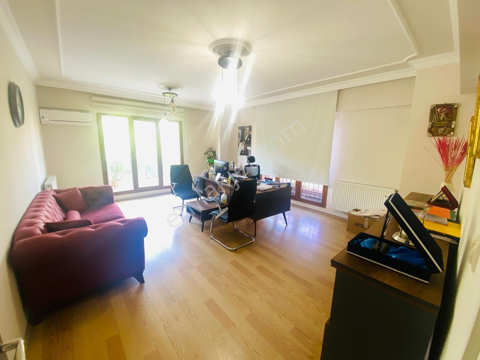 Mani̇sa yunusemre tevfi̇ki̇ye mah asansörlü önü açik 11 katlinin 2.kati 3+1 145m satilik dai̇re