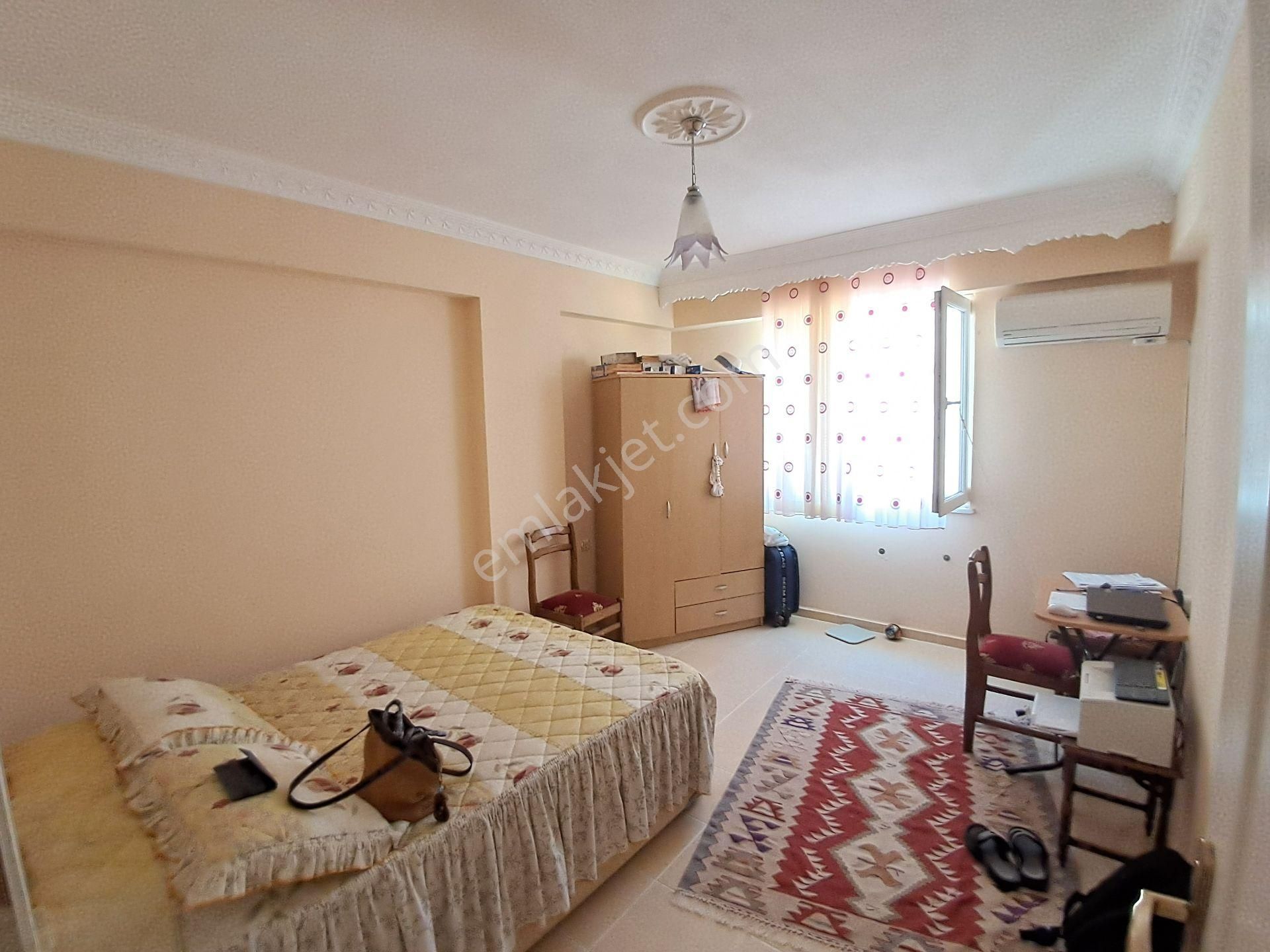 Didim Efeler Satılık Daire  DİDİM EFELER ORTAOKULU KARŞISI SATILIK ARA KAT 2+1 DAİRE