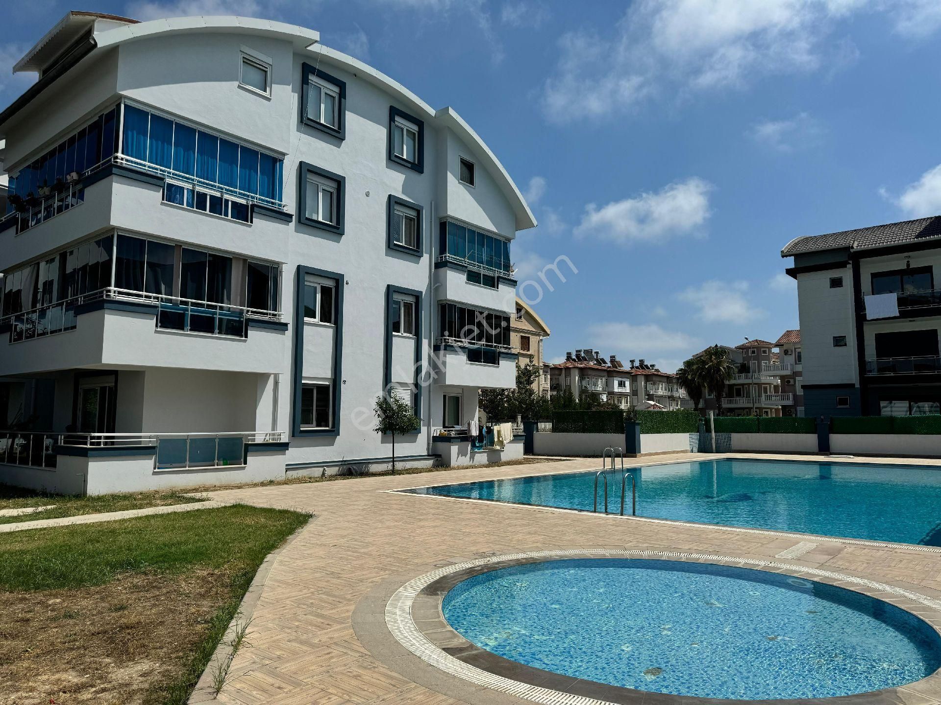 Serik Belek Satılık Daire Realıty Emlaktan Belek Merkezde Havuzlu Site İçerisinde 2+1 Daire